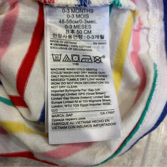 Baby Gap 0-3 Month Baby Girl Short Sleeve Top and Shorts Outfit Rainbow Stripes - Picture 6 of 7